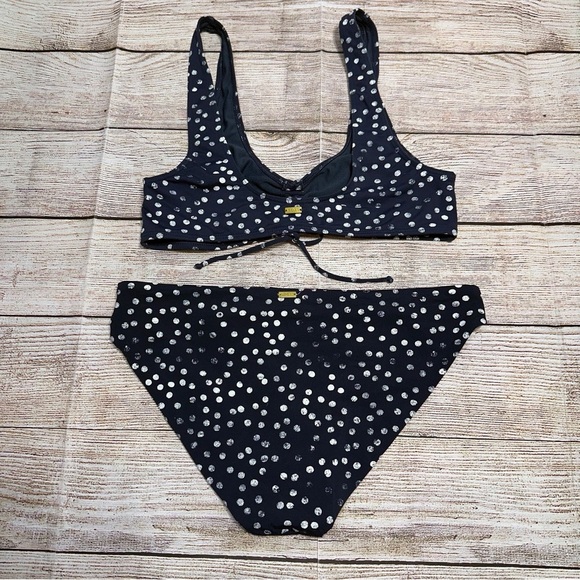 Roxy Blue and White Bikini Set with Polka Dot Design - Picture 13 of 14